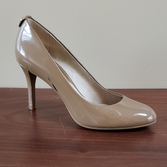 Michael Kors patent leather heels - Picture 9 of 9